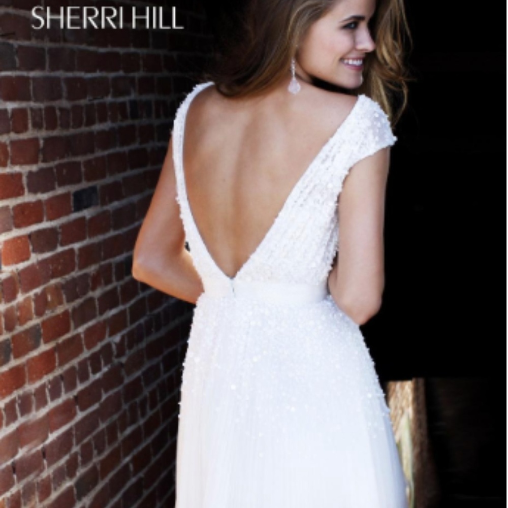Sherri Hill 2840 V-Back Beaded Dress - Size 8 - - Picture 3 of 5